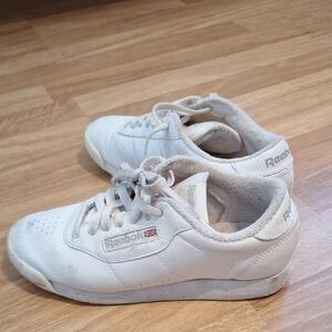 Reebok Off-White Casual Sneakers Vintage 6.5